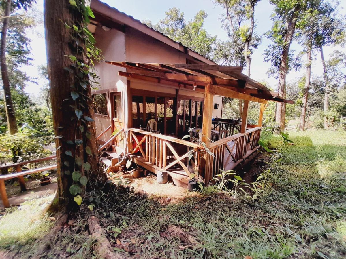 Antipolo Cabin Getaway Hotel Exterior foto